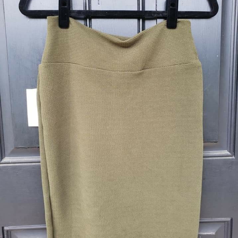Nwt Lularoe Cassie Skirt Small